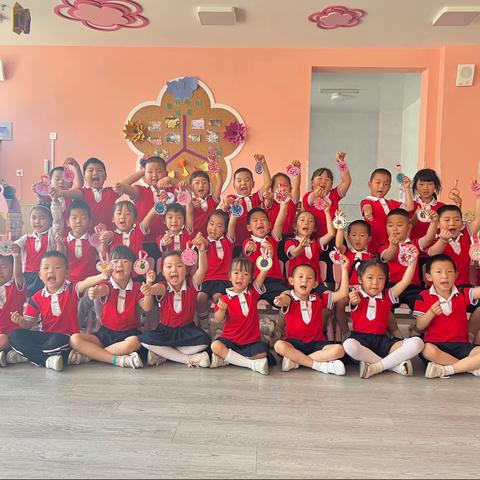 感恩父亲、父爱如山”—— 肥城市实验幼儿园桃李一班父亲节美篇