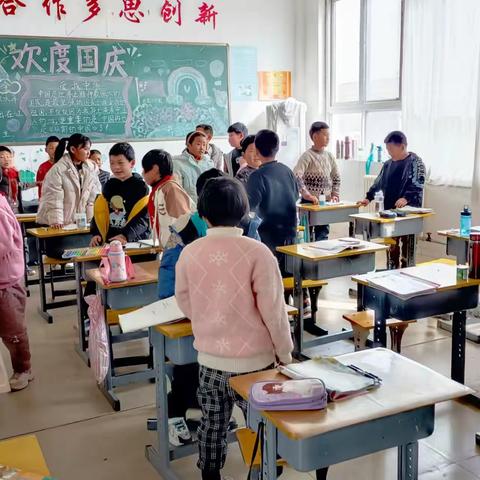 高密市柴沟镇土庄小学英语口语训练营第一期开课啦！