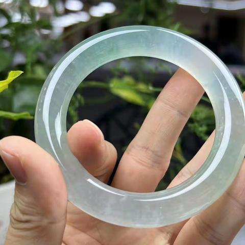 翡翠为什么被称为“玉中之王“