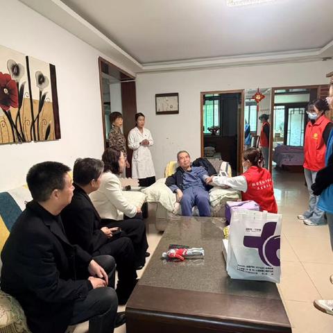常青社区 开展残疾人爱心入户义诊活动