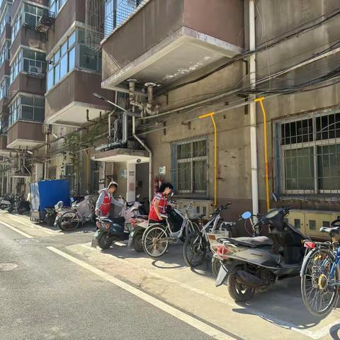 改善小区环境秩序 擦亮“共建共享星”