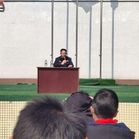 “护未成长，法治同行”——广安区官盛镇化龙小学校法治教育进校园主题活动