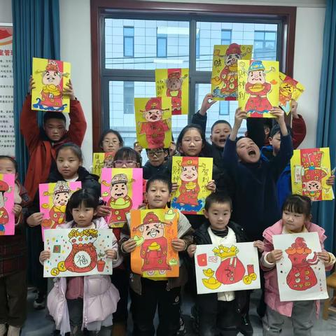 党建助力“微课堂”，点亮孩子多彩假期