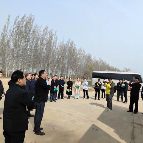 农业农村部下沉一线包省包片行动河北专家小分队刘录祥一行到我县指导小麦单产提升工作