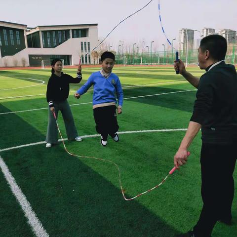 花样跳绳                                        沛县大屯镇中心小学