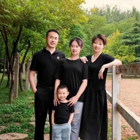【传承廉洁家风 建设文明家庭】阳光启志故事会（第三十七期）