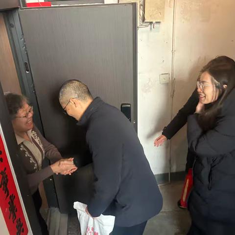 【治荟明湖·温暖南北】情暖新春，礼敬初心｜大明湖街道开展“双报到”单位进社区走访慰问活动