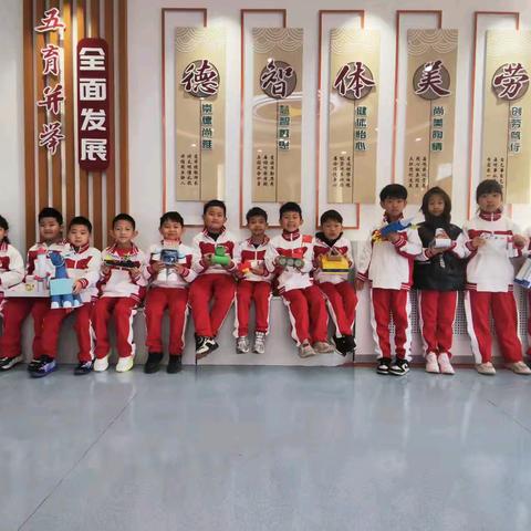“锋”暖校园扬美爱 马腾新岁促成长 —— 育英学校密云实验小学2026年春季开学典礼暨雷锋纪念日、健康教育第一课活动