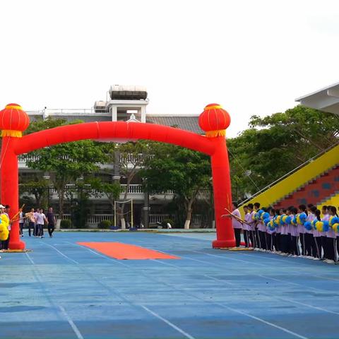 十八而志始承大任 青春筑梦不负韶华——三亚市崖城中学高三18岁成人仪式