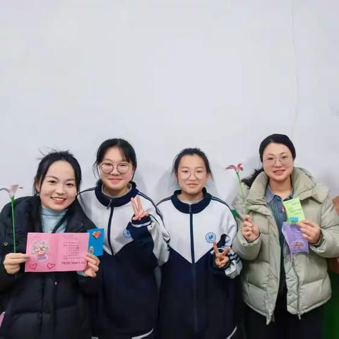 书香润芳华，阅见“她”力量——金鸡滩镇初级中学举办三八妇女节教师读书活动