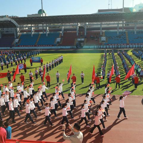 与亚运同行 以体育之名共赴西湖之约 ——乌鲁木齐市体育运动学校举办第50届田径运动会