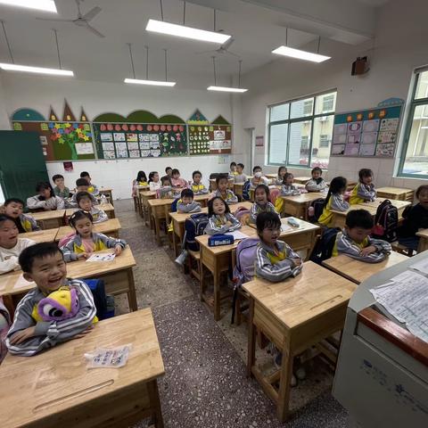 🏫先锋小学 2201 班🚩第8次课教学反馈：