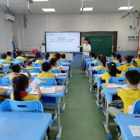 课题研究展风采  精研细磨促成长 ——《 小学三年级语文田园习作教学实践研究》第五节研究课