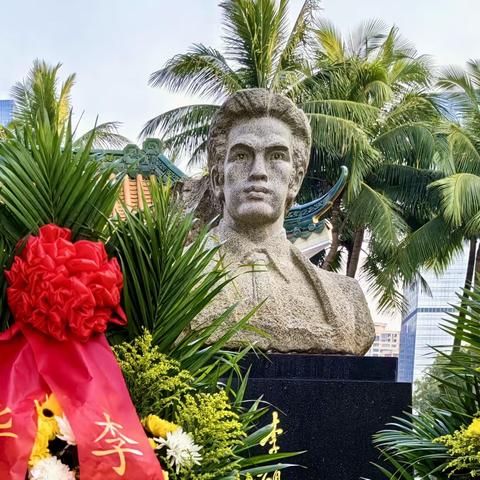 海南实业公司开展“缅怀革命先烈 追忆革命历史”清明祭扫主题党日活动