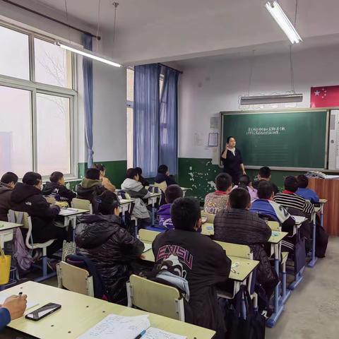 “教”以共进，“研”以致远 ----张六庄小学学科教研活动