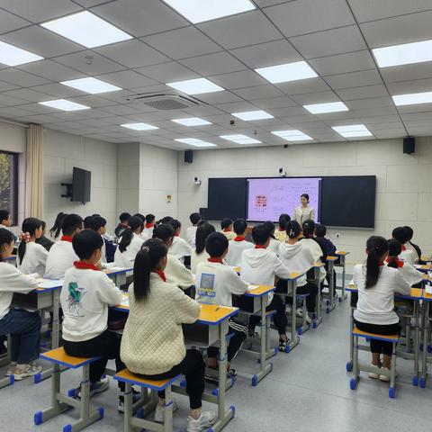 名师引领促成长，且思且行共芬芳——新郑市子产小学“教师素养提升暨课堂教学大赛（语文学科名师示范课）”