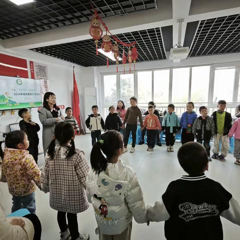 六村堡街道尚宏社区开展 “诵读经典•相伴成长” 诗词打卡活动