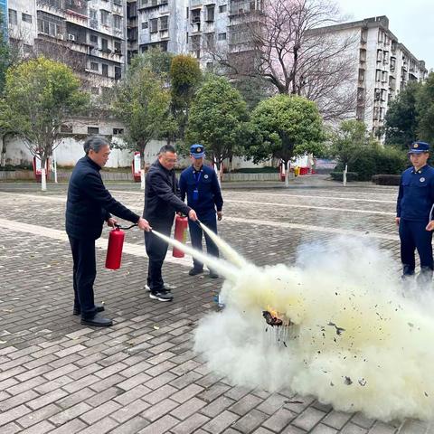 提高消防技能 防患于未燃——赣州三中开展消防培训及实操演练