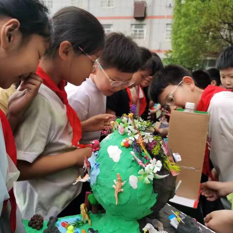 科学启迪智慧，科技创造未来--文化路小学第二届校园科技节作品展示活动