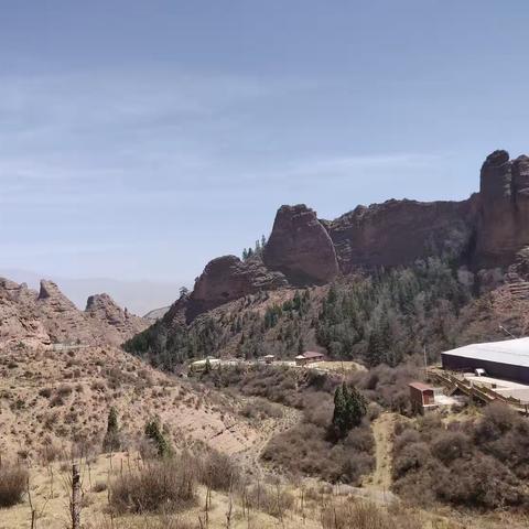 山地景观与山区道路的自然人文风貌