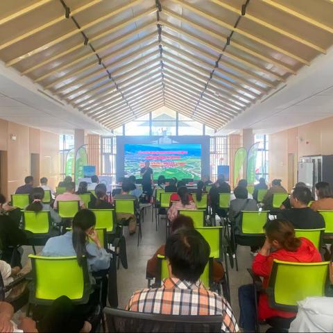 遂昌县金竹镇库区移民中药材种植培训班圆满结束