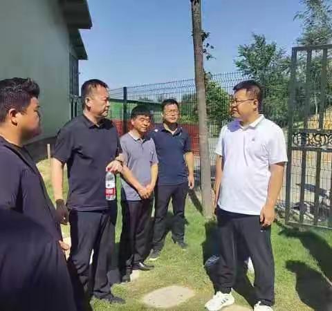 红线不能碰  拆违零容忍——三陵乡重拳出击拆除违章建筑