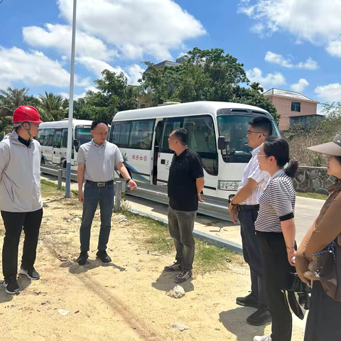 海口市龙华区发改委联合相关单位到陵水调研分布式光伏项目