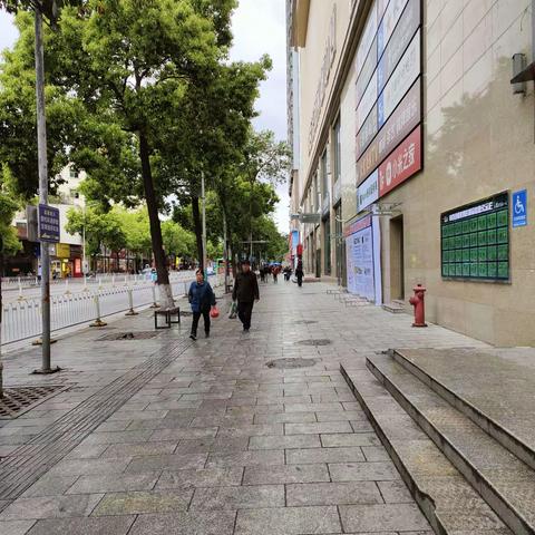 恩施来凤店防损每日巡查报告