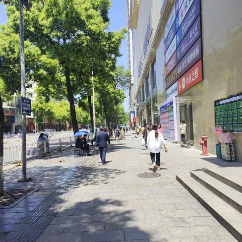 恩施来凤店防损每日巡查报告