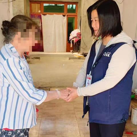 西咸新区周陵街道:网格员协助申请低保 用真情温暖人心