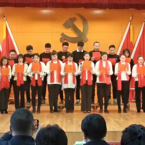 供水集团举办“巾帼秀美展芳华，奋进供水新征程”巾帼颁奖暨文艺演出活动