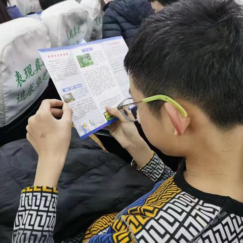 禁毒宣传教育走进卓刀泉小学