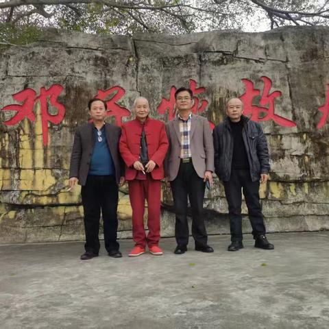 参观红色教育基地 重温党史革命情怀