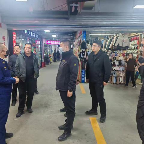 长街进行时2025.12.4