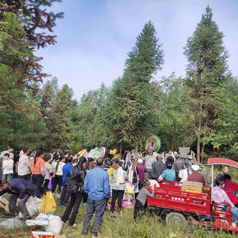 三婶，一路走好