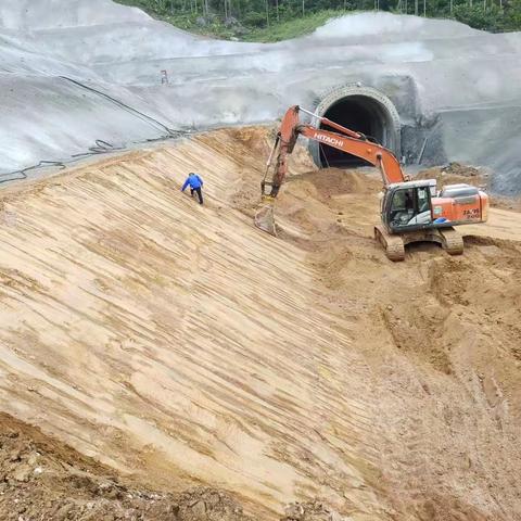 海南省牛路岭灌区工程试验段项目2023年02月15日报