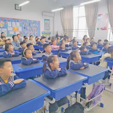 📜“聚”集体智慧•“备”有效课堂——平邑第第三实验小学一年级语文组【孟琳琳】