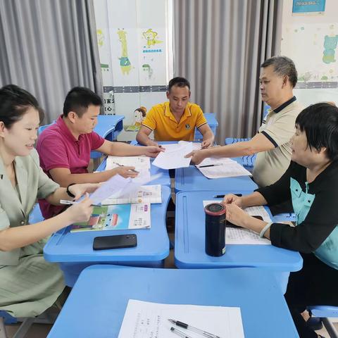 集体备课凝智慧 共同研学助成长——记大福小学数学组集体备课