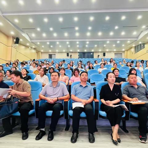周至县教育局 成功举办2024年义务教育统编新教材使用培训会