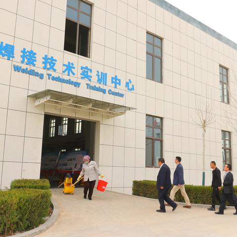 闽宁协作谱新篇，山海情深促发展——记福建理工学校到灵武市职业技术学校交流指导侧记