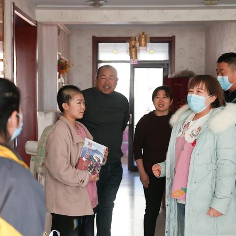 病魔无情人有情 真情关怀暖人心--灵武市职业技术学校慰问生病学生