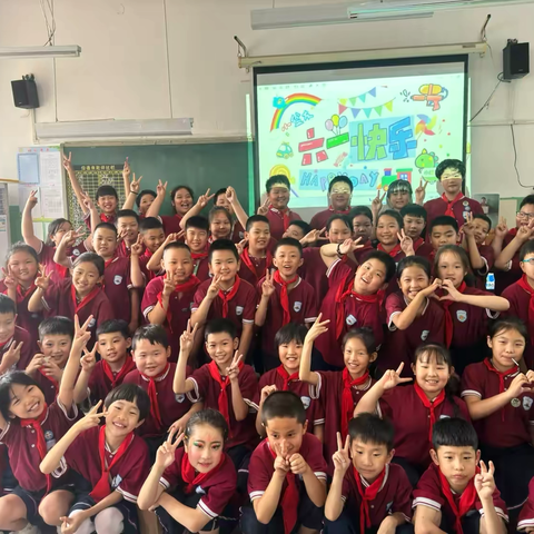 “竞”促成长            ——三年级2班期末总结