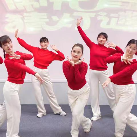 信宜市民间文艺协会闹元宵 演出舞蹈《好运全都来》