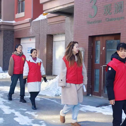 康定社区组织开展房屋建筑安全隐患 专项排查工作
