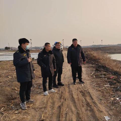 依法打击向河道违法倾倒废弃物行为
