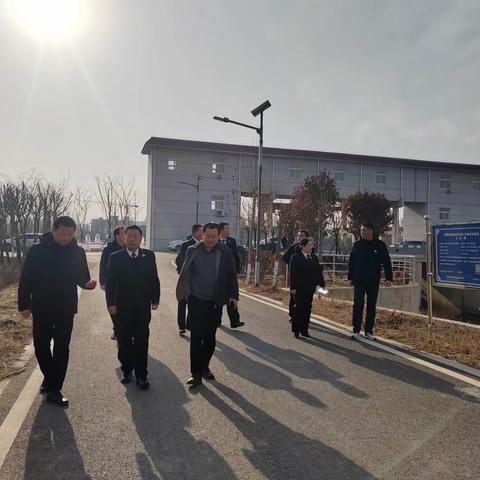 河长＋检察长 联合开展巡河工作，共同守护一泓碧水