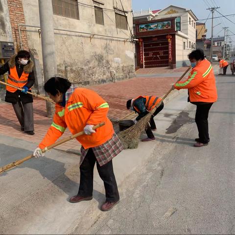 红旗区小店镇持续开展人居环境整治工作  2.16