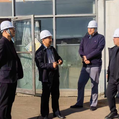 红兴隆分公司安全应急办到兴隆城市发展有限公司检查“十一”假期安全生产工作