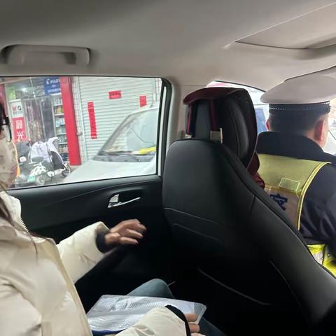 考生走错考场 交警紧急送考