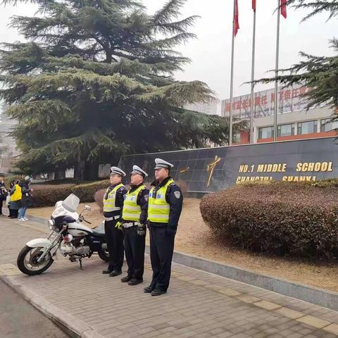 长治市公安局交警支队七大队圆满完成辅警招聘笔试期间道路交通安保工作